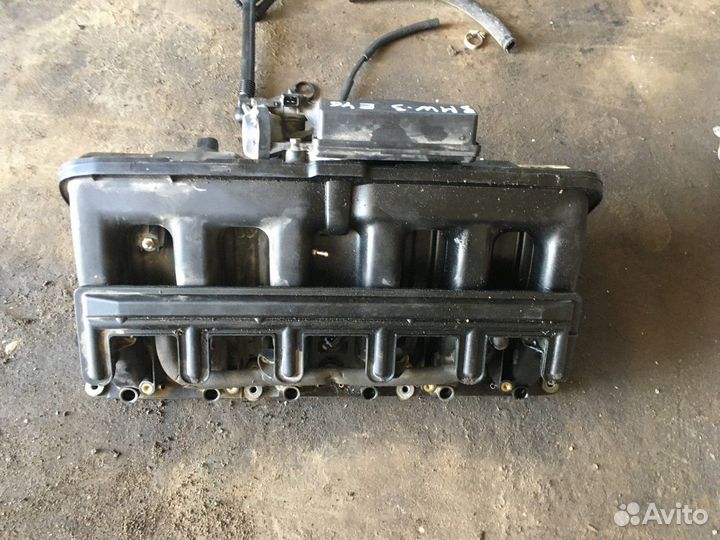 Коллектор впускной (BMW 3)