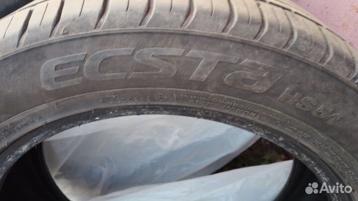 Kumho Ecsta HS51 215/55 R17