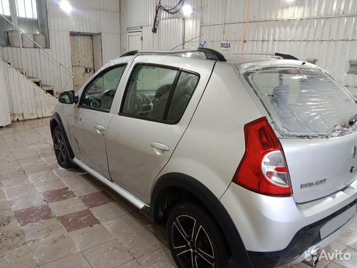 Renault Sandero Stepway 1.6 AT, 2012, 146 000 км
