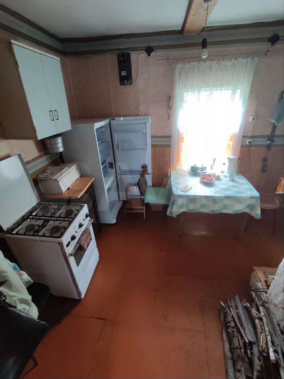 Дом 58 м² на участке 6 сот.