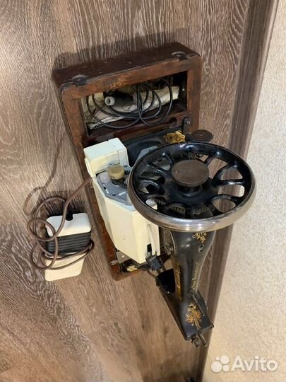 Швейная машинка ручная