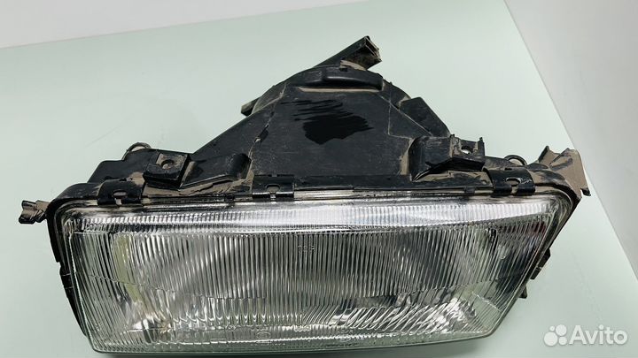 Фара левая Audi 80 B3