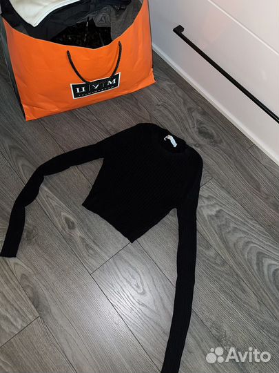 Укороченный свитер zara в рубчик