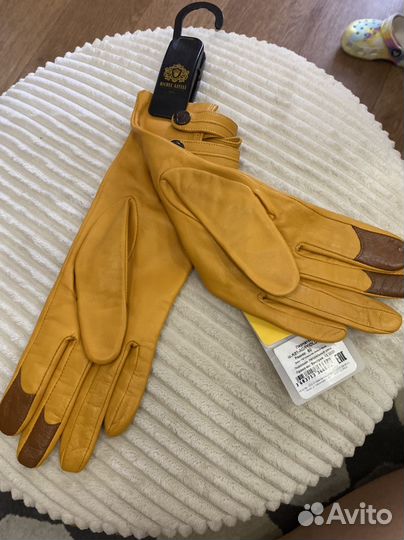 Перчатки женские кожаные