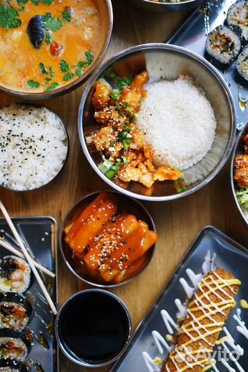 Повар-универсал (ст. метро Лесная)