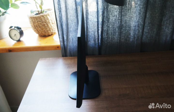 AOC 24 дюйма 2021 г