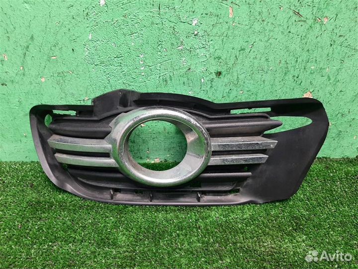 Рамка птф левая Mercedes Benz C-Class W204 2008