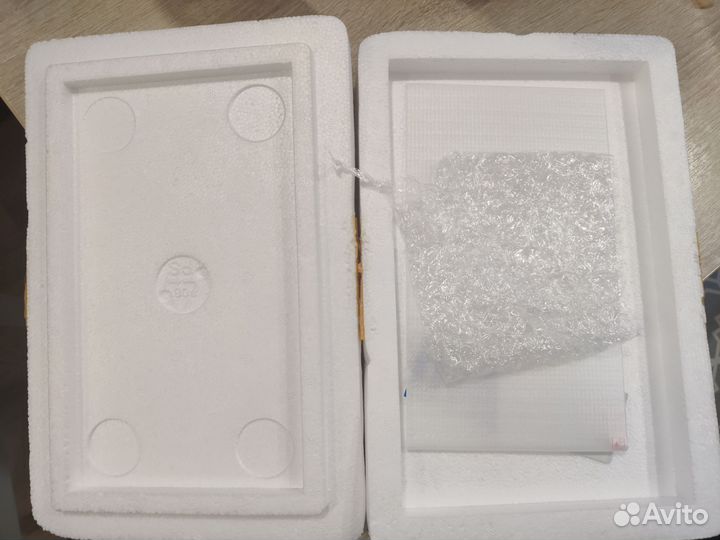 Защитное стекло на Sony Xperia Tablet Z3 Compact