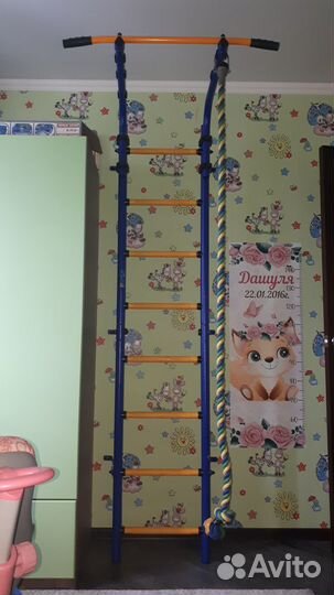 Шведская стенка с турником и горкой