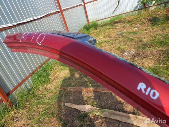 Стойка крыши правая Kia Rio седан 2014