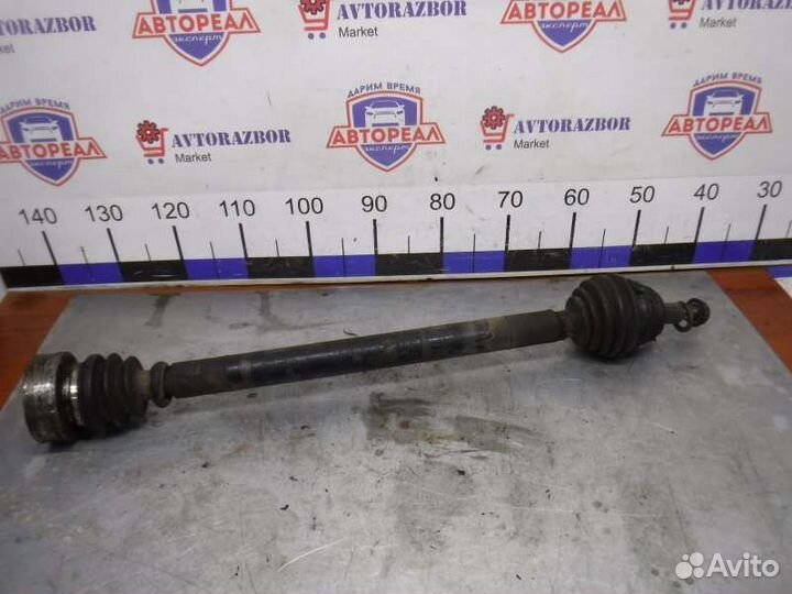 Привод передний правый Volkswagen Golf 4 AHF 1999