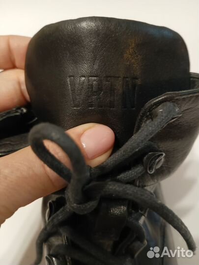 Новые кожаные ботинки Италия р. 41