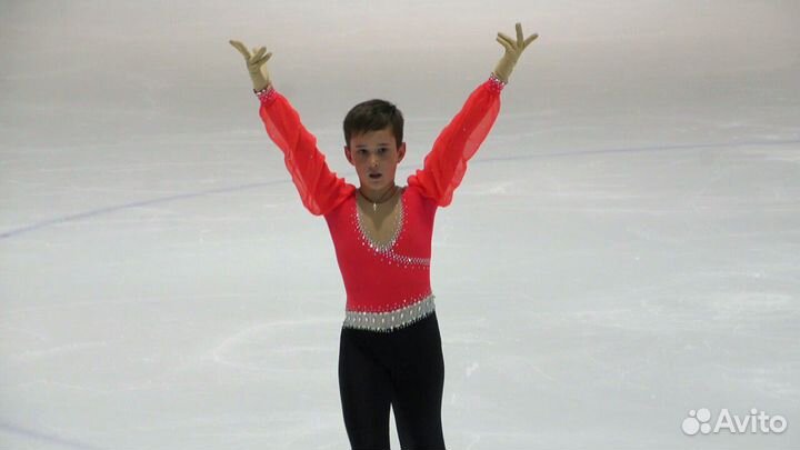 Костюм для фигурного катания