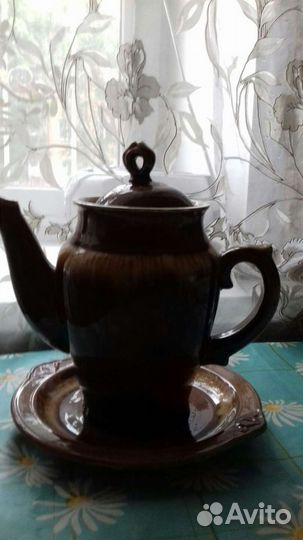 Кофейник с тарелкой -подставкой керамика