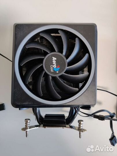 Материнская плата с процессором