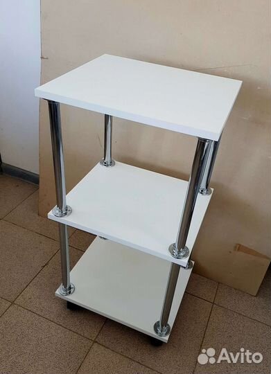 Тележка педикюрно-косметологическая на колесах