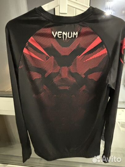 Рашгард venum