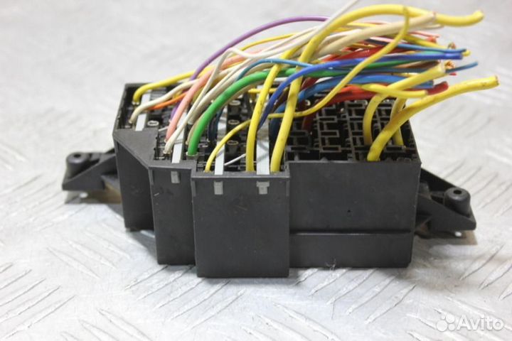Блок предохранителей салонный Renault Logan 2005 2