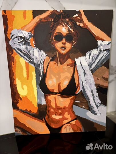 Интерьерная картина девушки