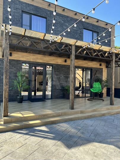 Дом 136 м² на участке 8 сот.