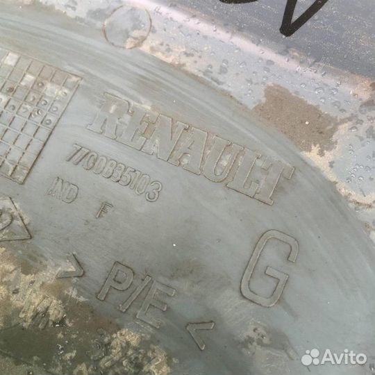 Обшивка стойки Рено Сценик