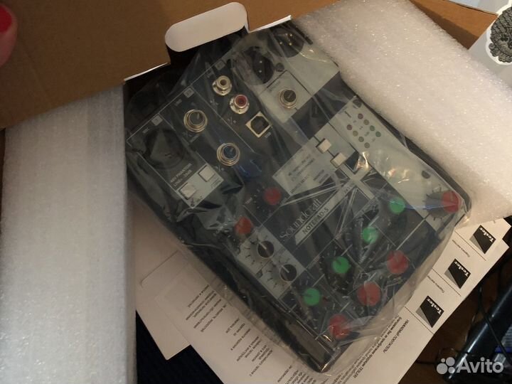 Notepad-5 Soundcraft Микрешный пульт USB