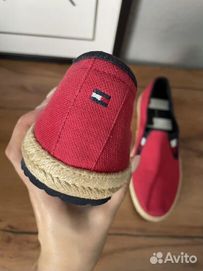 Кеды Tommy hilfiger новые 41, 42