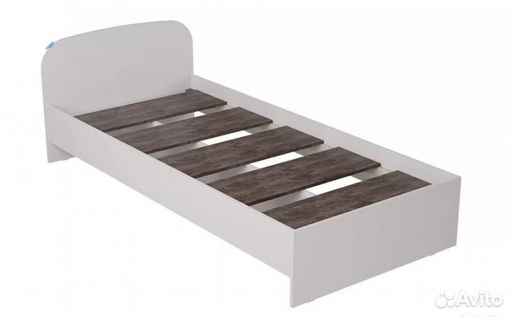 Кровать односпальная с матрасом