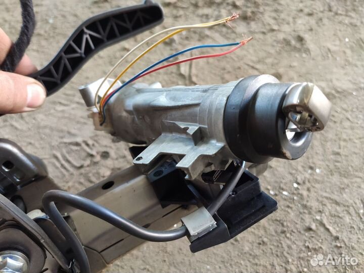 Рулевой вал замок зажигания Шкода Октавия а5
