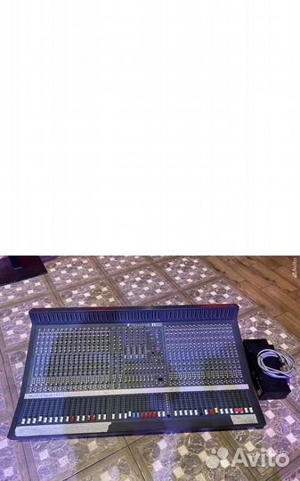 Микшерный пульт Soundcraft TWO