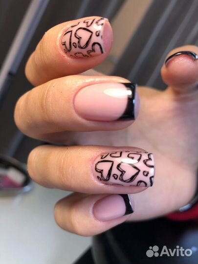 Маникюр педикюр