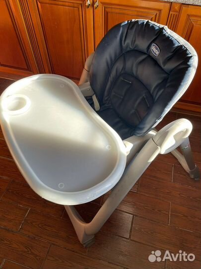 Детский стульчик для кормления Chicco