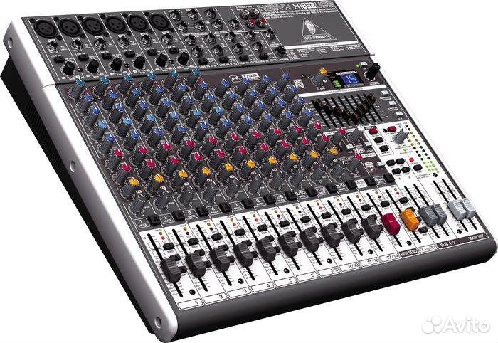 Микшерный пульт behringer X1832USB