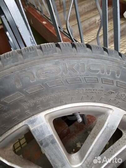 Nokian Tyres Hakkapeliitta 7 215/70 R17