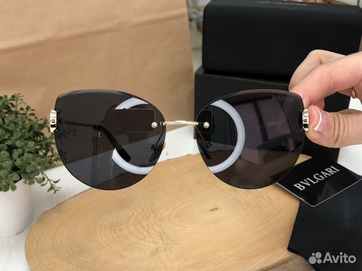 Bvlgari солнцезащитные очки женские