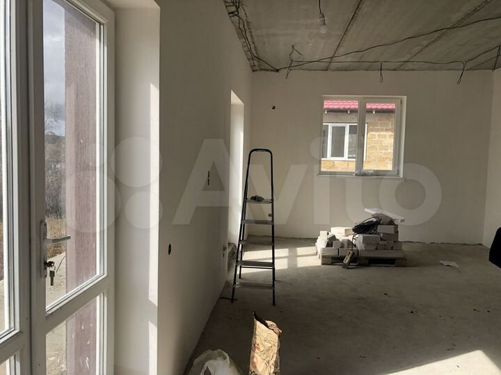 Дом 210 м² на участке 4 сот.