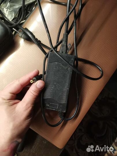 Блок питания kugo s3 42V 1.5A 63W