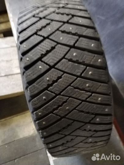 Goodyear UltraGrip 205/50 R17