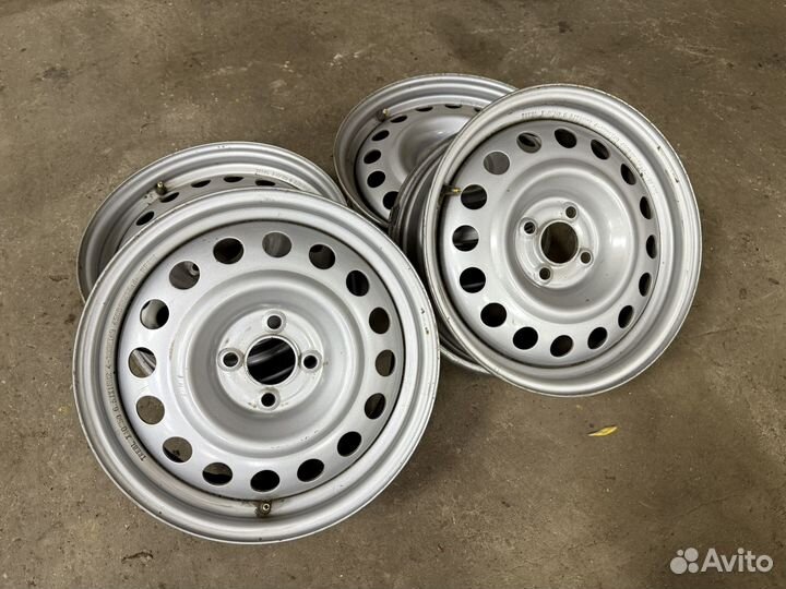 Штампованные диски Р16 4*100