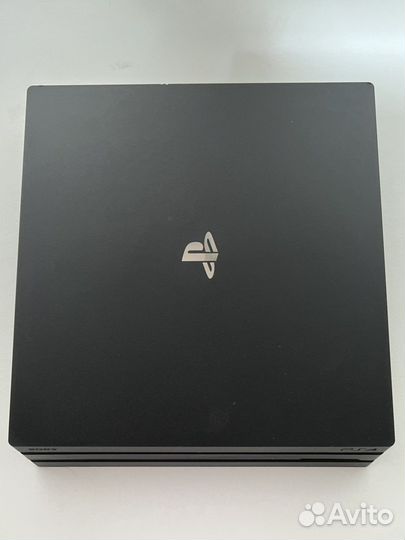 Игровая консоль Sony PS4 Pro