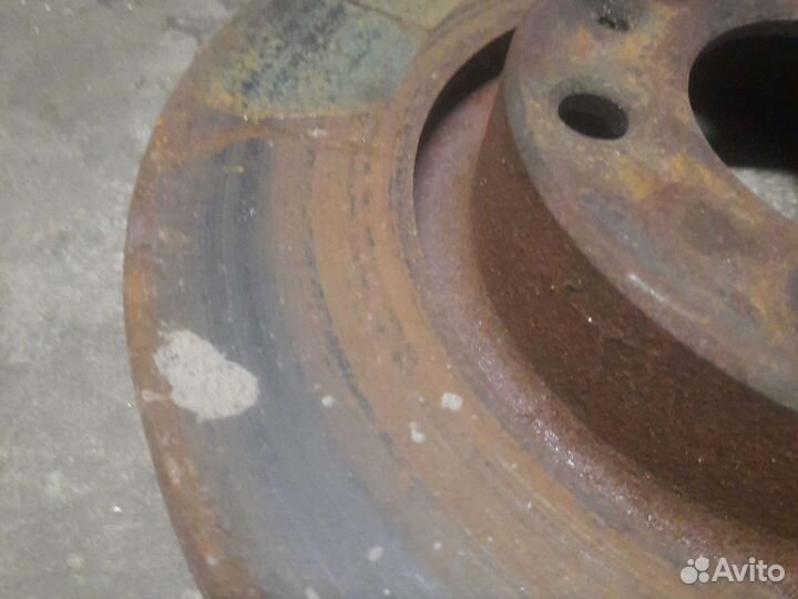 Тормозной диск передний Peugeot 605