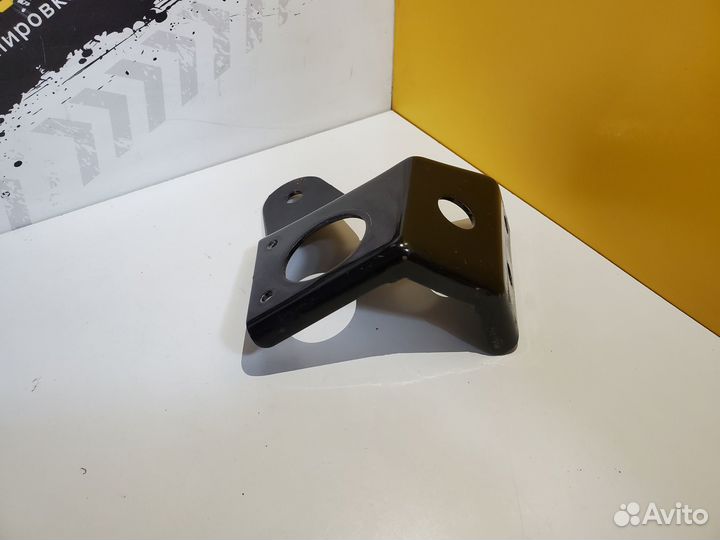 Кронштейн крепления подрамника Can-Am Brp G1