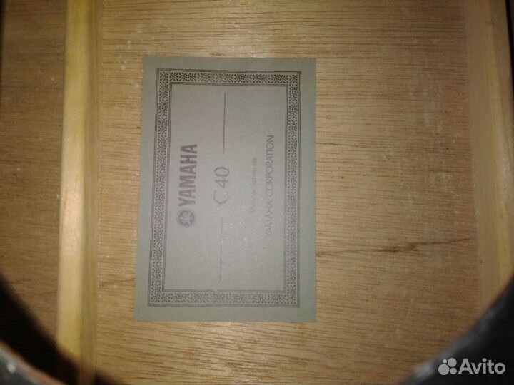 Акустическая гитара yamaha c40