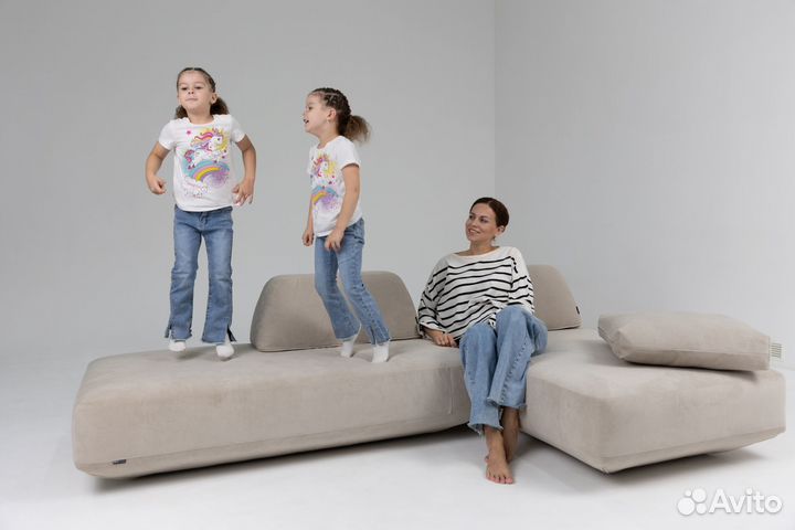 Диван со спальным местом 2700х1650 мм