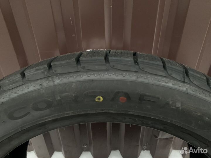 Nankang ESSN-1 Corsafa 295/40 R21 111Q