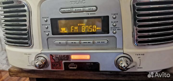 Музыкальный центр - teac SL-D 900