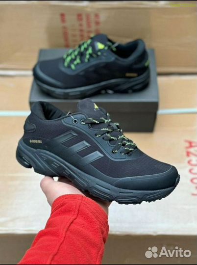 Кроссовки Adidas Goretex зимние термо