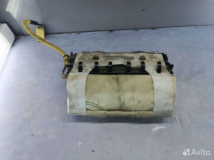 Airbag пассажира Nissan Wingroad Y11