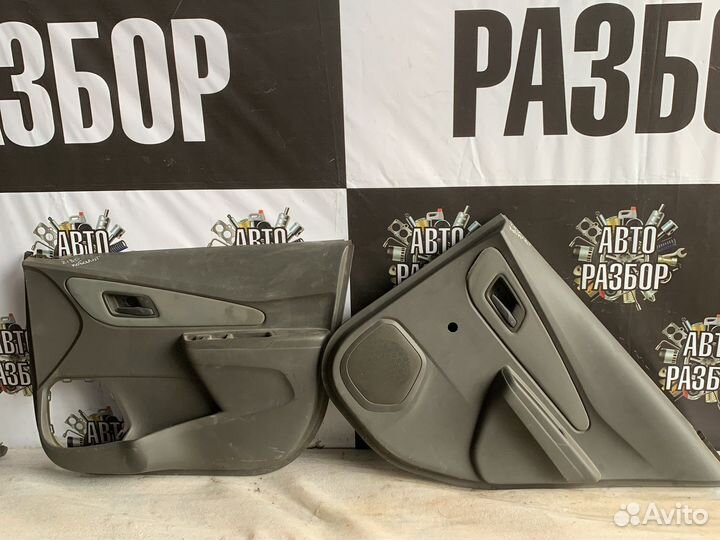 Шевроле Кобальт дверные карты