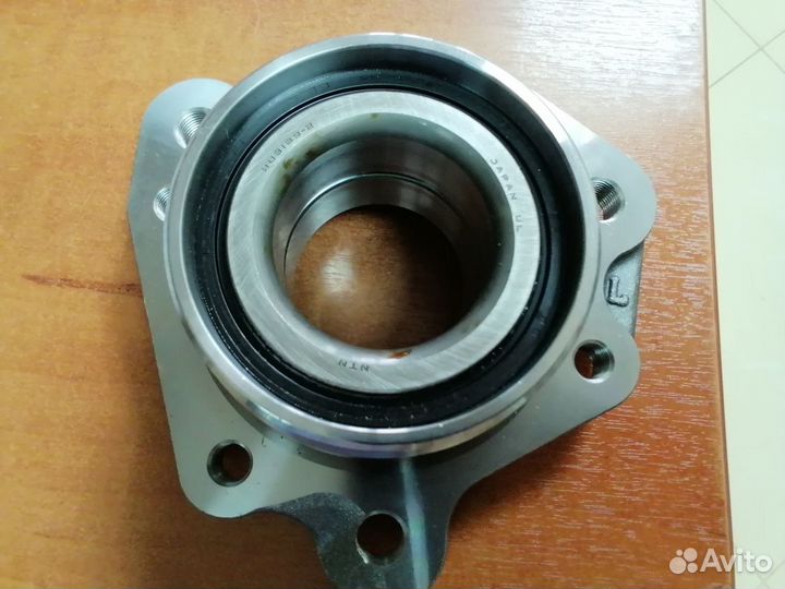 Задняя ступица с подшипником